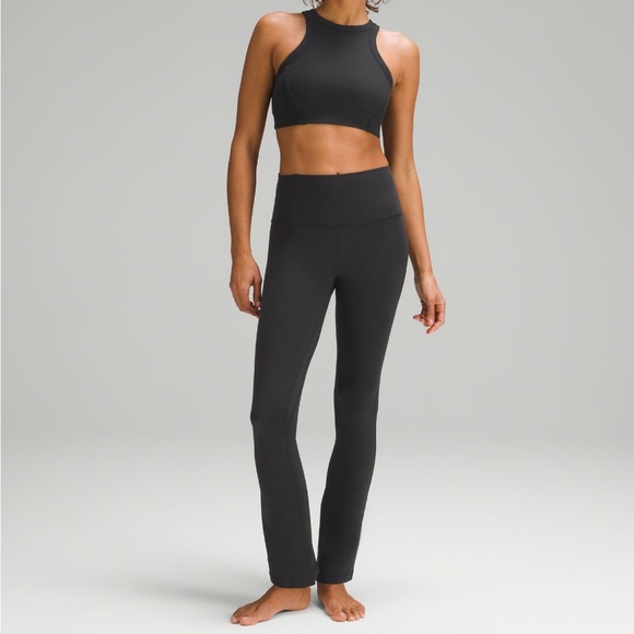 Align™ High-Rise Mini-Flared Pant *XShort In Black - Picture 9 of 9